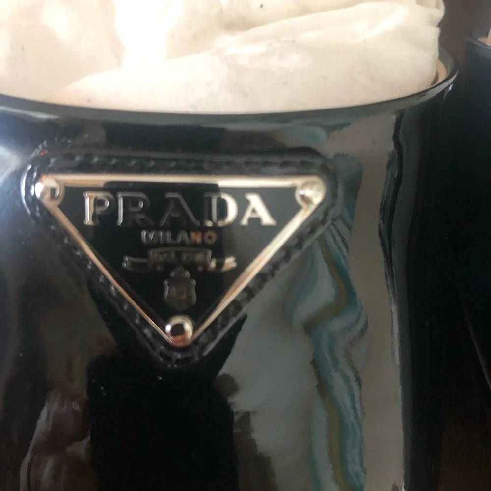 NIB $1290 Prada Patent Platform Sandal in BLACK Patent, Size 9US / 39EU